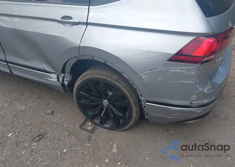 2020 Volkswagen Tiguan 2.0T Se/2.0T Se R-Line Black/2.0T Sel из США, поврежденный, VIN 3VV2B7AXXLM146710